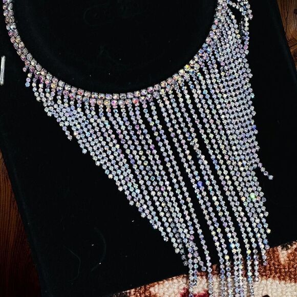 Amrita Singh Statement AB Crystal Choker - Picture 4 of 9